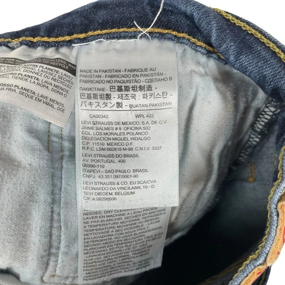 Levi’s Men’s 511 Distressed Denim Cutoff Shorts in Blue Size 40 - Picture 7 of 10